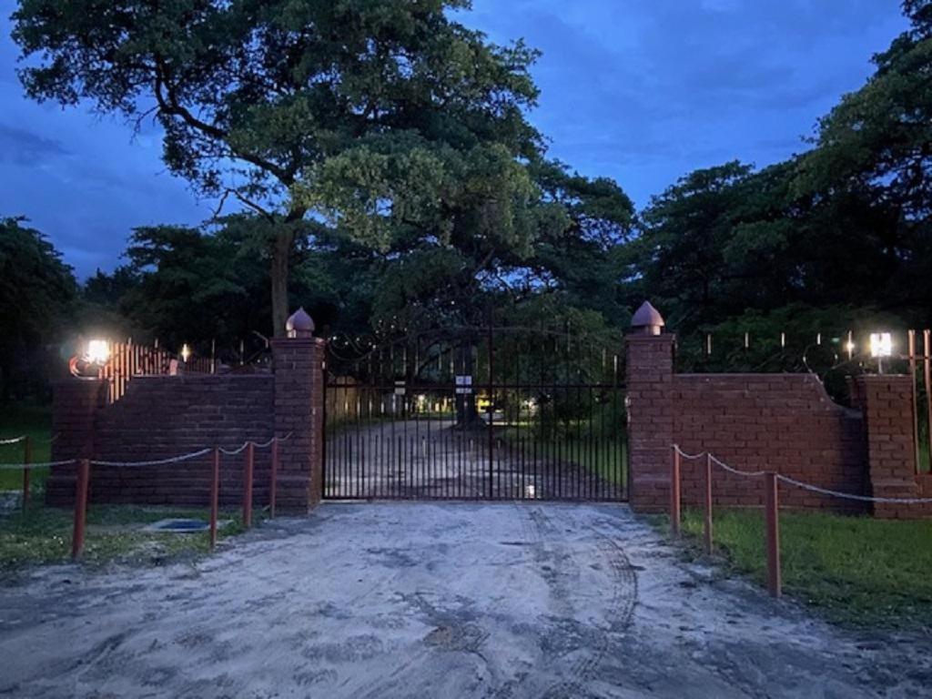 Juda Haus Lodge Katima Mulilo Exteriör bild