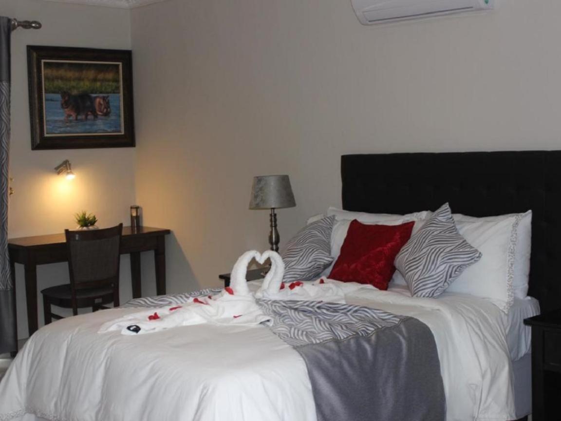 Juda Haus Lodge Katima Mulilo Exteriör bild