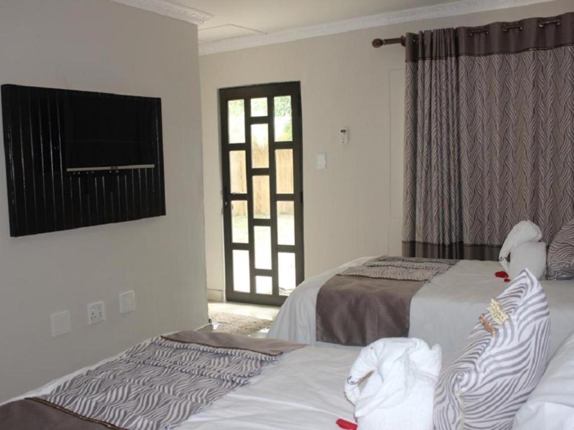 Juda Haus Lodge Katima Mulilo Exteriör bild
